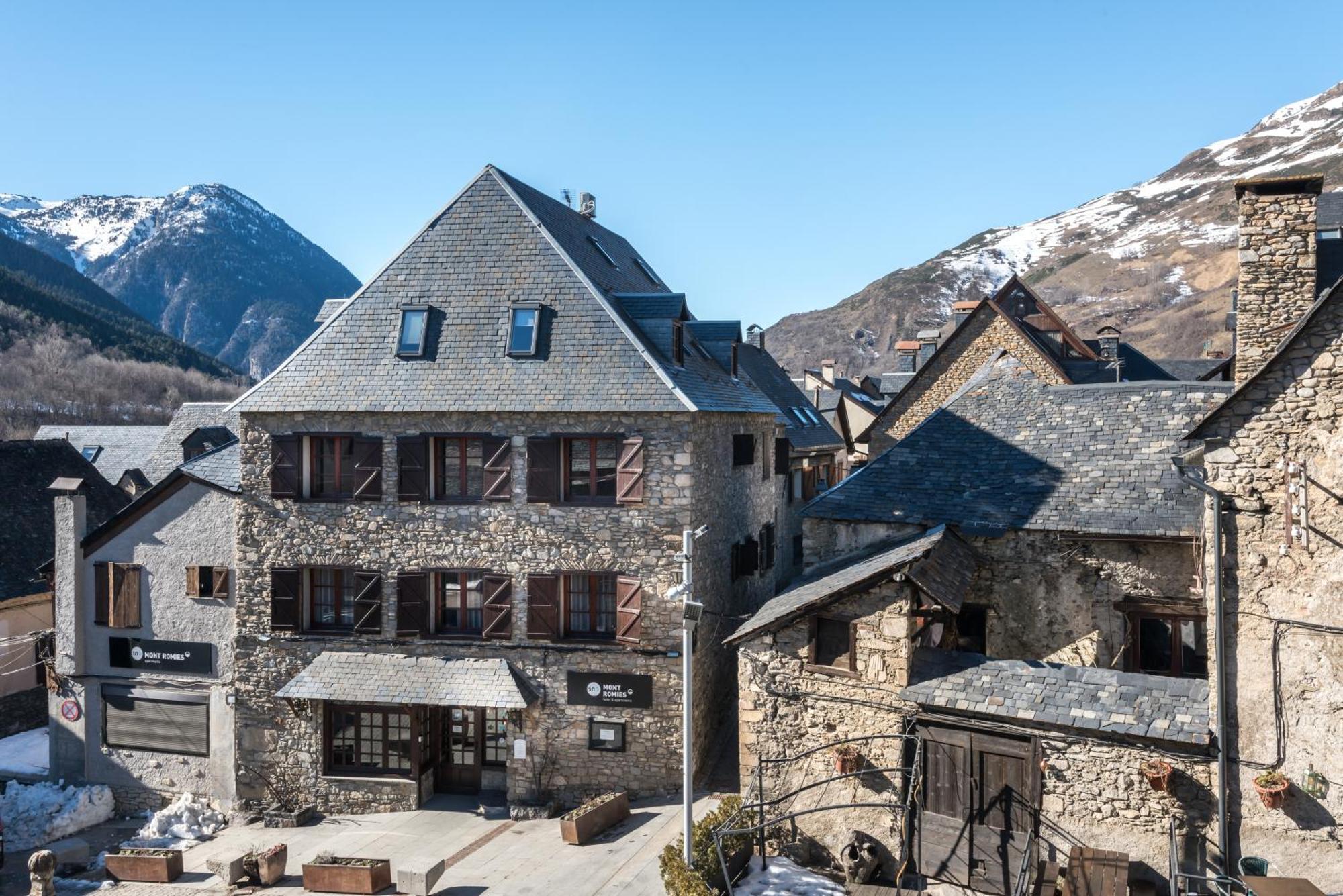 Apartamentos Snoe Mont Romies ซาลาร์ดู ภายนอก รูปภาพ