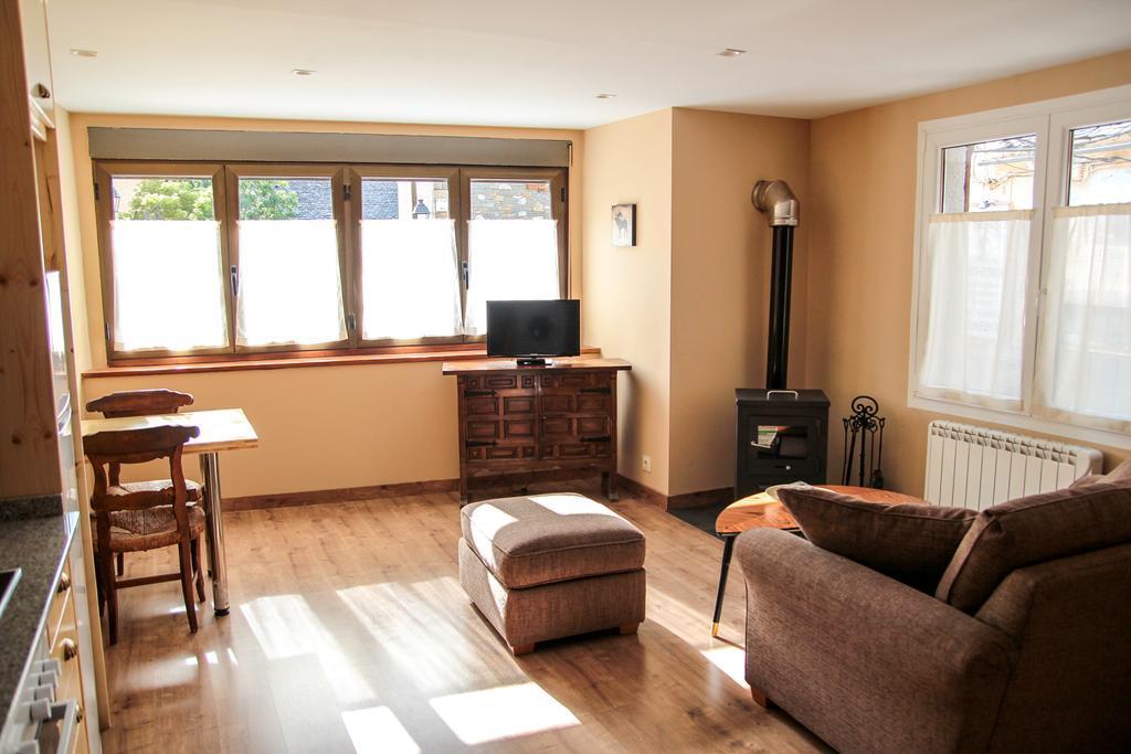 Apartamentos Snoe Mont Romies ซาลาร์ดู ภายนอก รูปภาพ